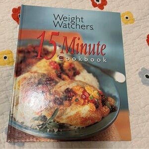 Weight Watchers 15-Minute Cookbook - Hardback - 190 Pages - Never Used